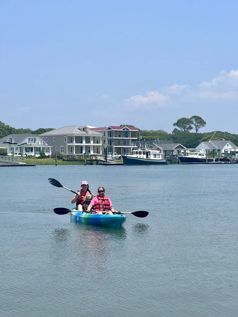 kate storm and her mother kayaking in beaufort north carolina