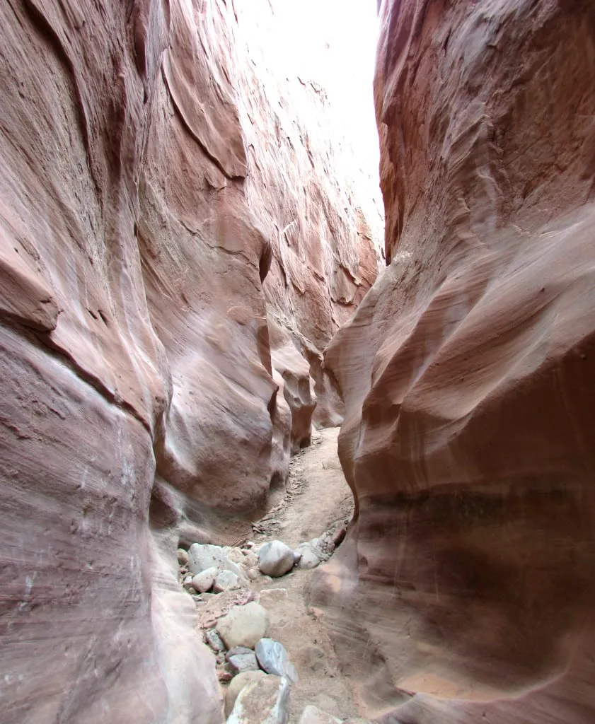 Inside Spooky Canyon in southern Utah, one of the best honeymoon destinations in USA for outdoor-loving couples!