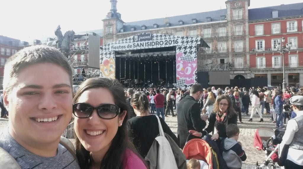 selfie of kate storm and jeremy storm in piazza del sol during a free concert in madrid