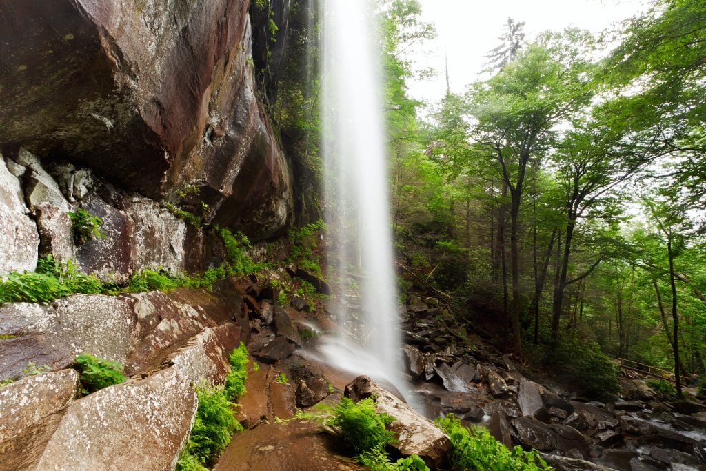 rainbow falls smoky mountains as seen from the side