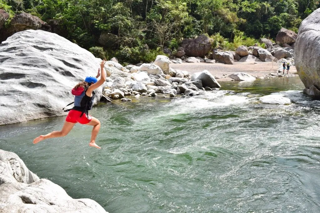 kate storm jumping into rio cangrejal honduras