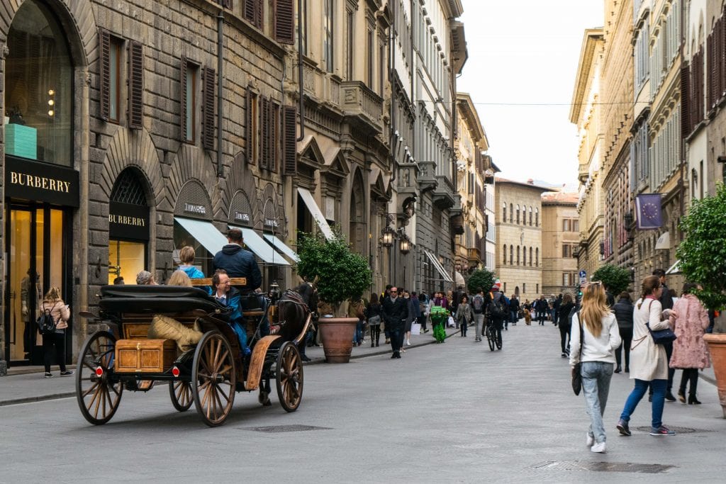 Romantic Things to Do in Tuscany: Horse Drawn Carriage