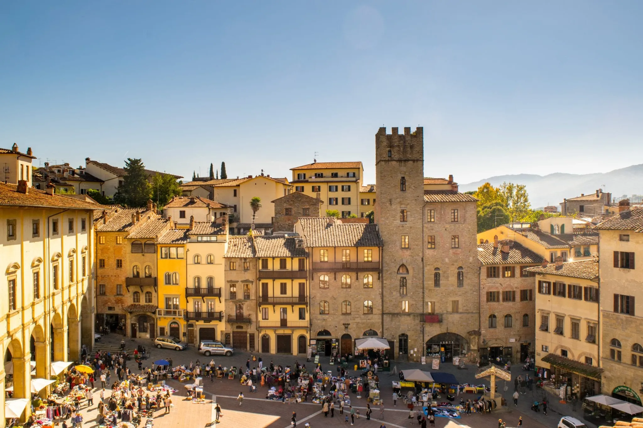 towns to visit near arezzo