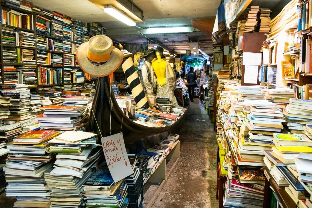 3 Days in Venice in November: Libreria Acqua Alta