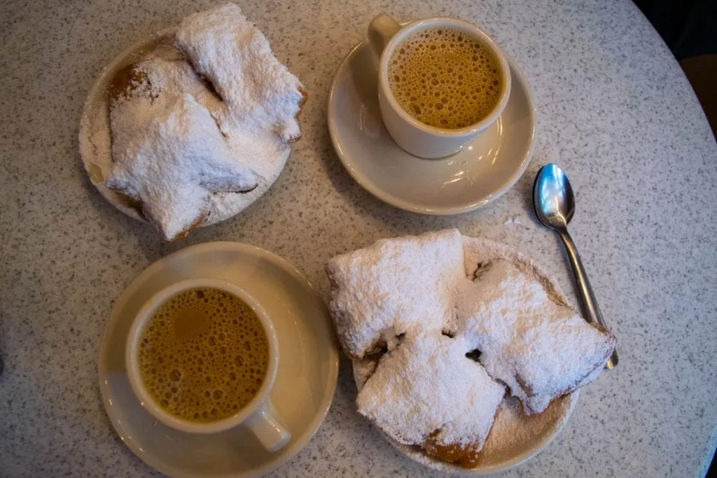 3 Days in New Orleans Itinerary: Cafe du Monde Beignets