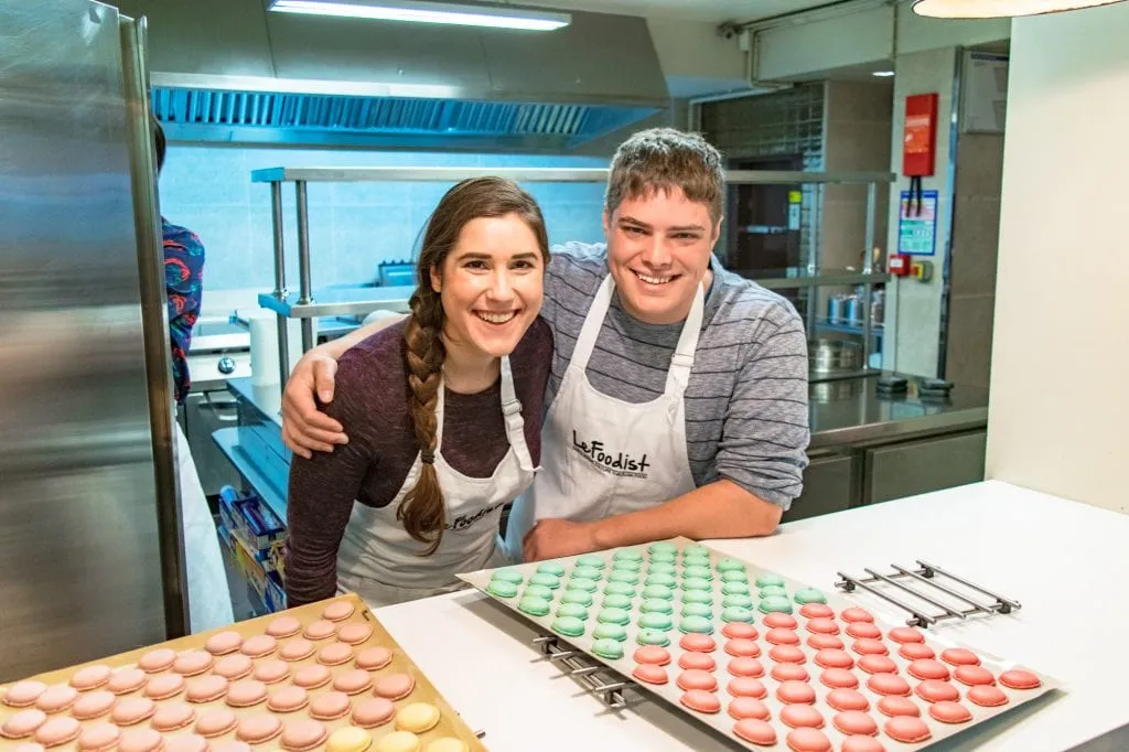 kate storm and jeremy storm Baking Macarons in Paris with Le Foodist