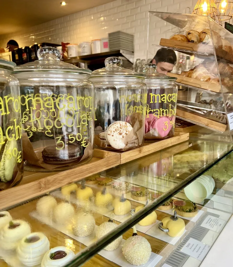 macarons for sale at patisserie near notre dame paris