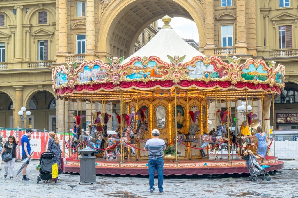 One Day in Florence: Piazza della Repubblica Carousel