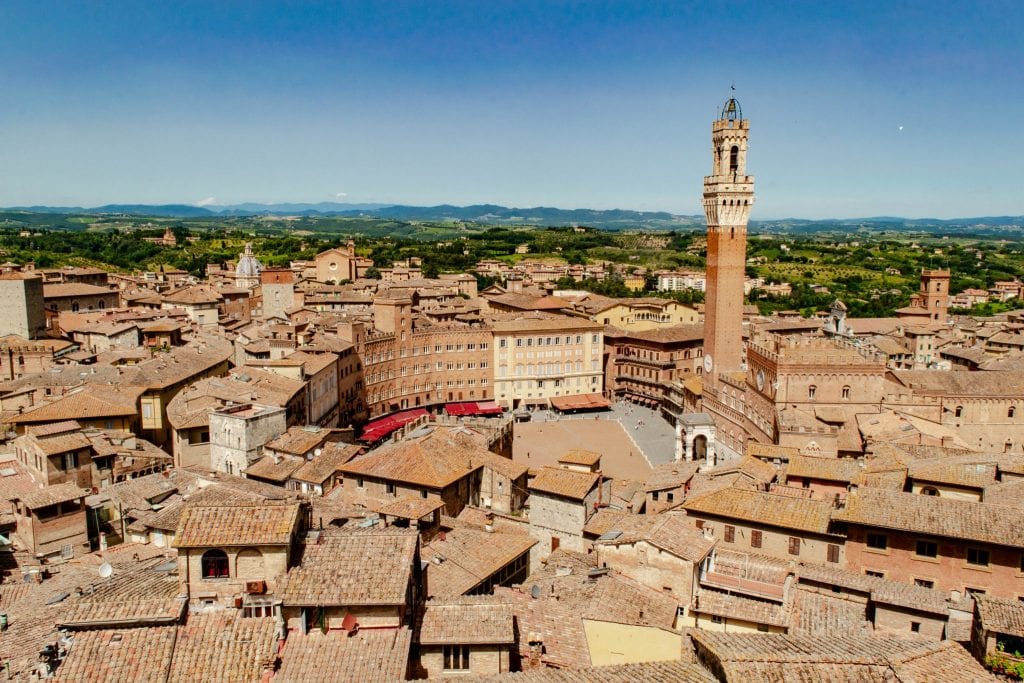 2 Weeks in Italy Itinerary: View of Siena