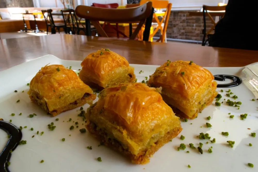 2 Days in Istanbul: Plate of Baklava