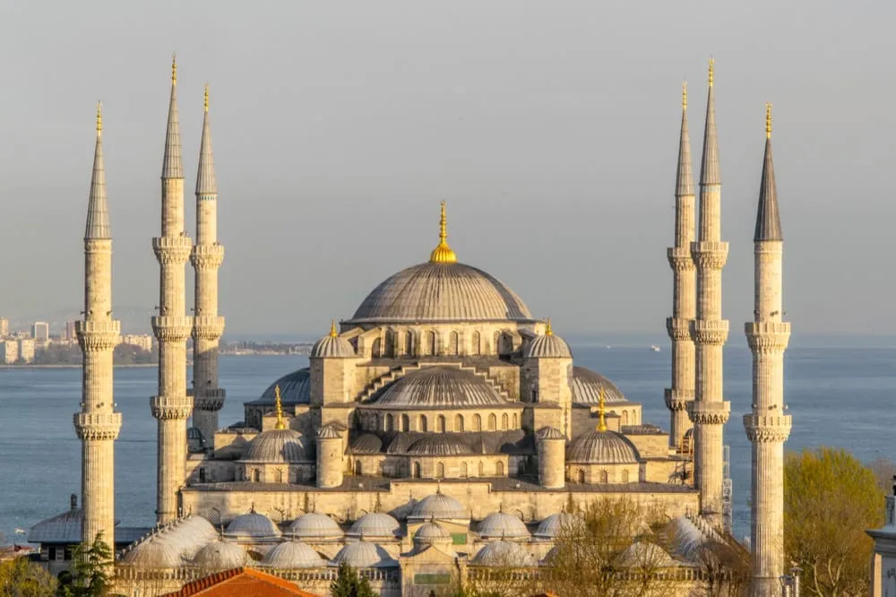 2 Days in Istanbul Itinerary: Blue Mosque