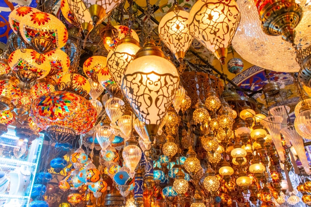 2 Day Istanbul Itinerary: Turkish Lamps in Grand Bazaar