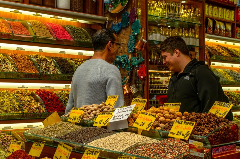 2 Days in Istanbul: Jeremy in Spice Market
