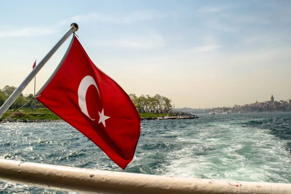 2 Days in Istanbul: Bosphorus Strait with Turkish Flag
