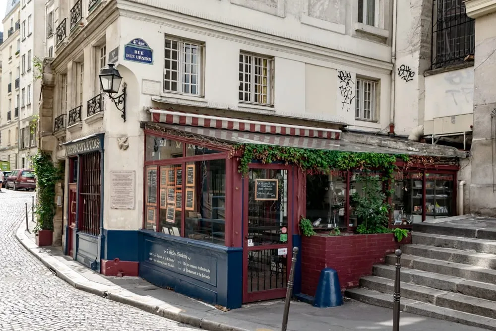 One Day in Paris: Restaurant in Il de la Cite