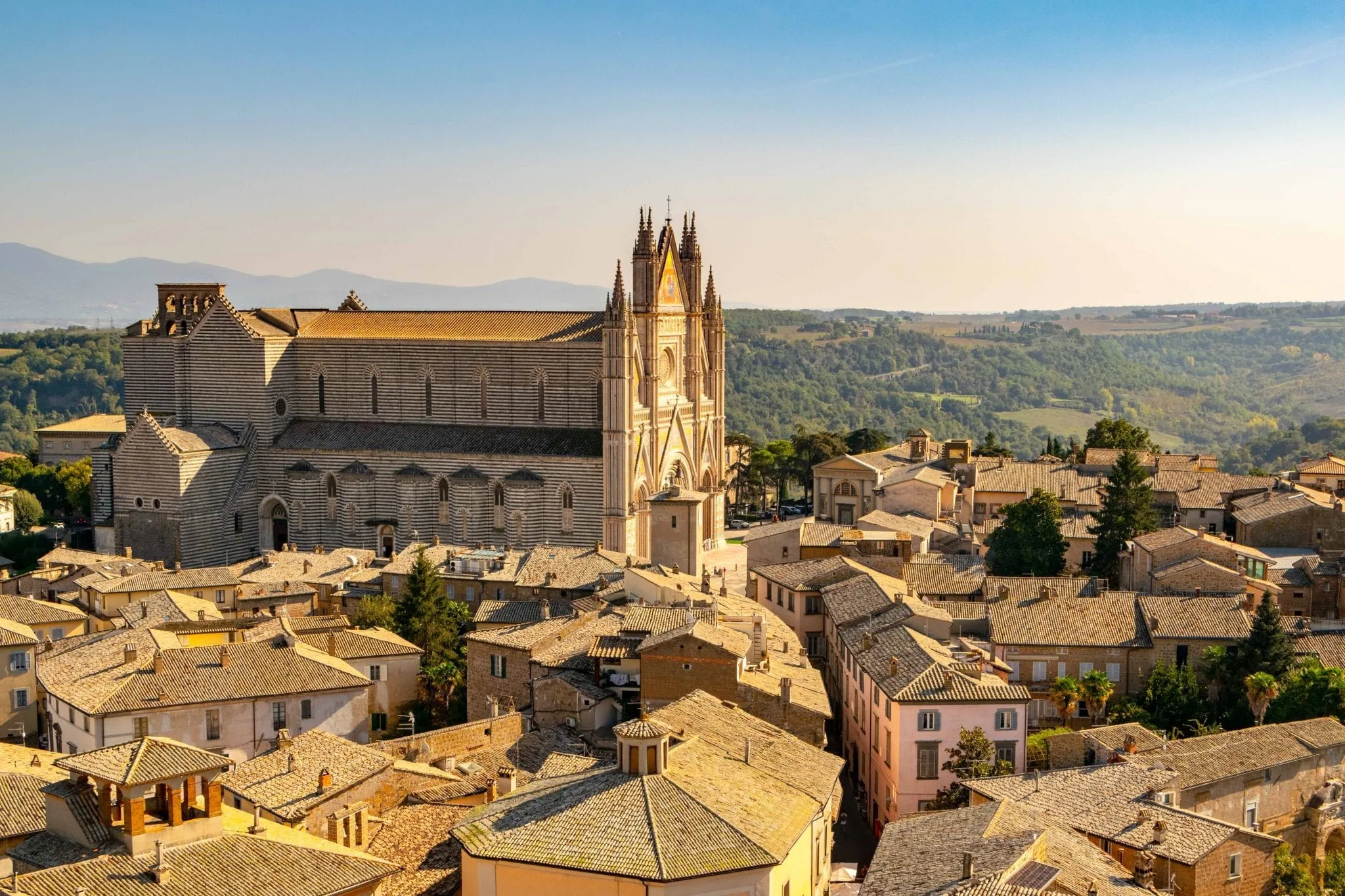 View of Orvieto Cathedral from Torre del Moro: How to Choose to Visit Italy or France
