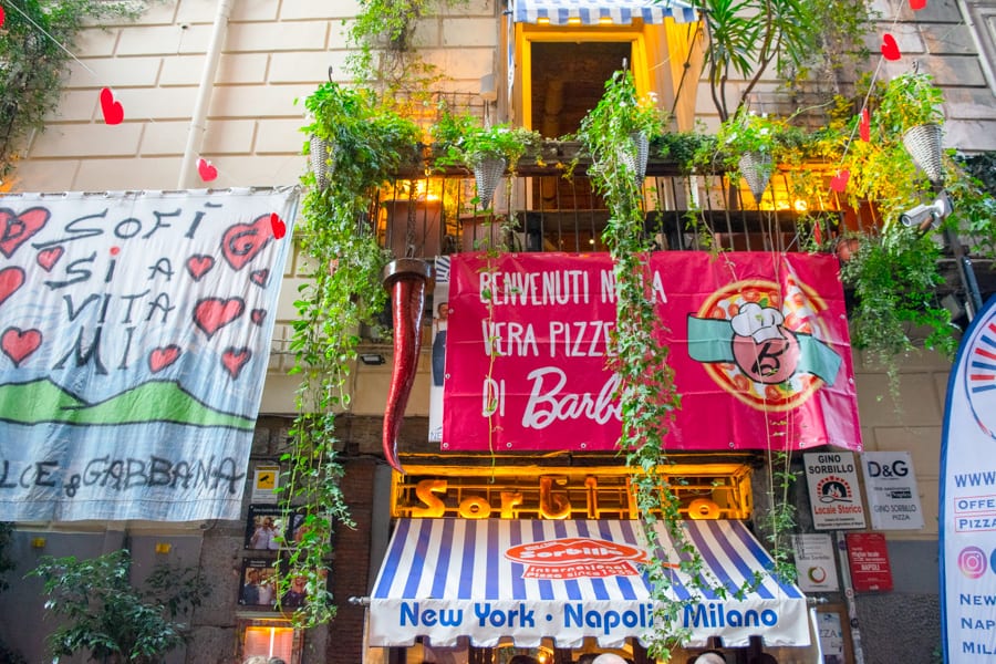 Naples Pizza Tour: Pizzeria Sorbillo