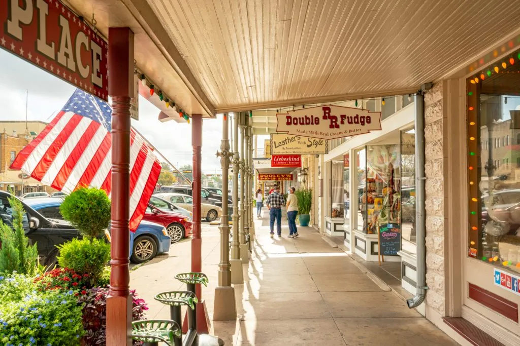 downtown shops in fredericksburg texas