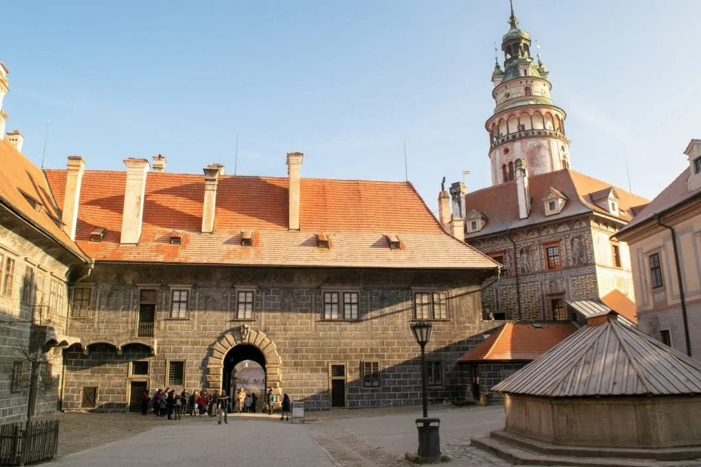 castle tower cesky krumlov winter
