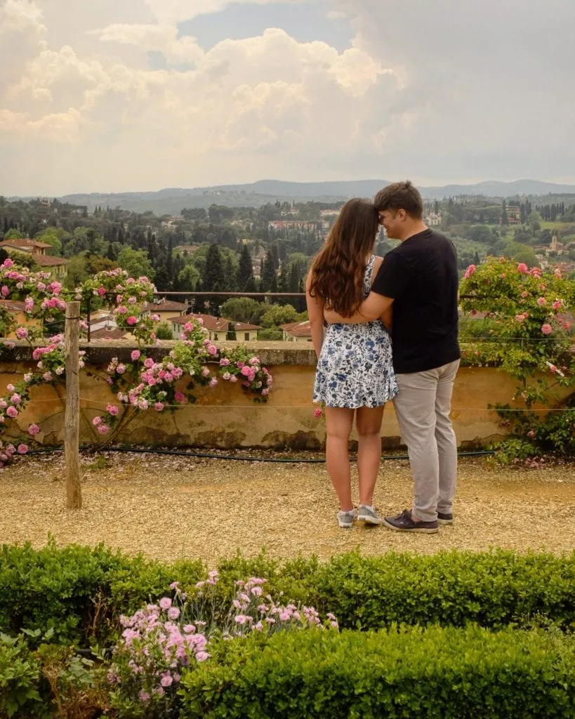 kate storm and jeremy storm in boboli gardens florence during spring in tuscany