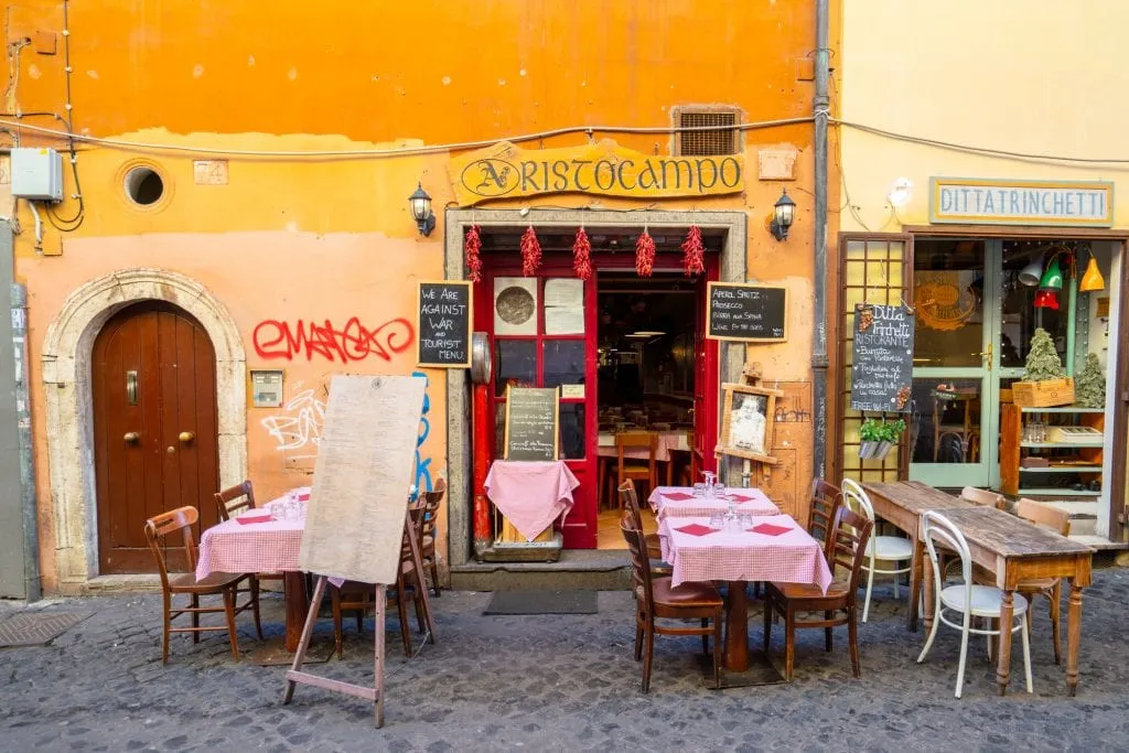 restaurants in trastevere rome, as seen on a rome food tour