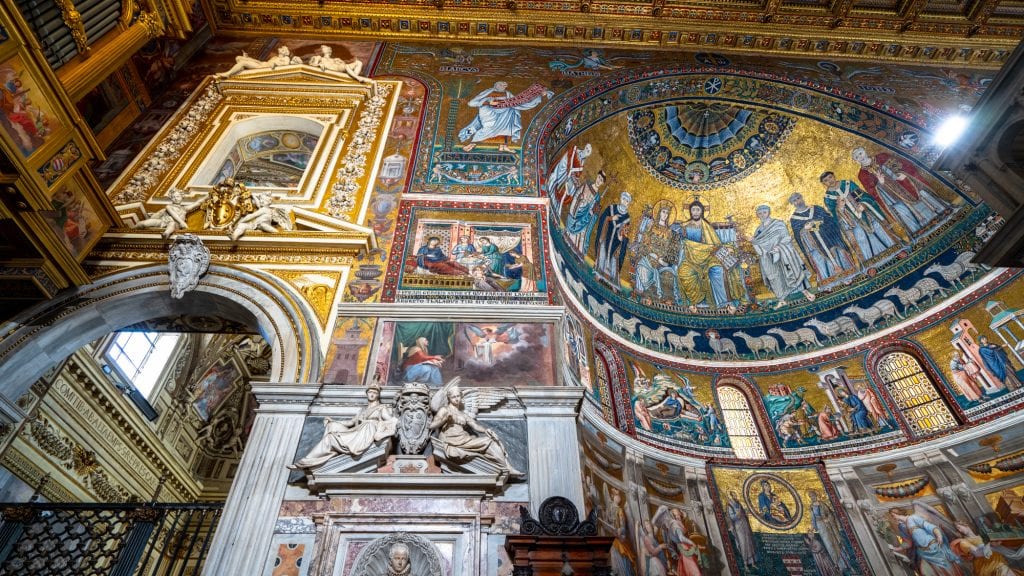 Mosaics in Basilica di Santa Maria trastevere rome italy
