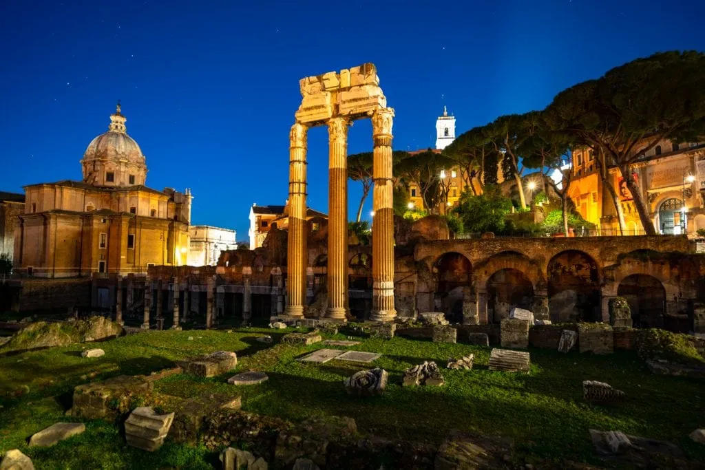 Roman Forum at Blue Hour with freestanding columns: What to Do in Rome at Night