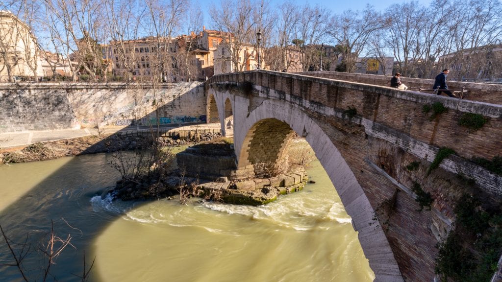 Rome off the beaten path: bridge to Tiber Island