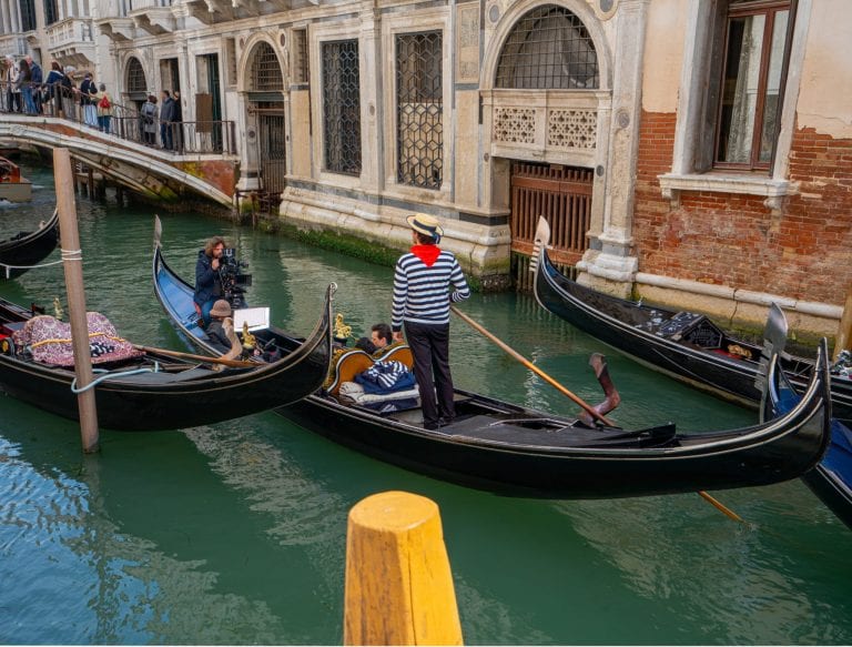 What You Need to Know Before Taking a Gondola Ride in Venice (+ Tips!)