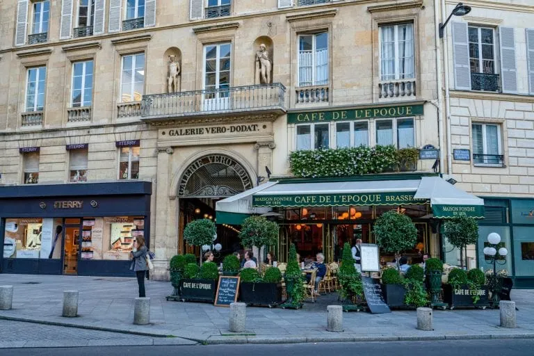 Exterior of Galerie Vero-Dodat passage, one of the beautiful hidden gems in Paris