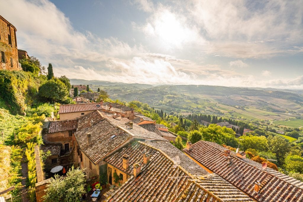 Vista de la campiña desde el borde de Montepulciano, una excelente parada en cualquier itinerario por la Toscana!