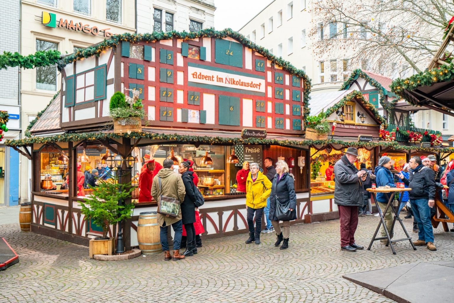What to Buy at Europe's Christmas Markets (Gift + Souvenir Ideas!)