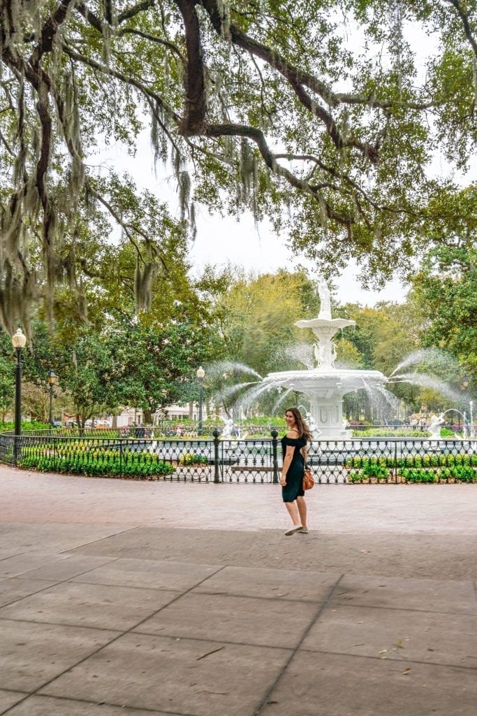 kate storm in forsyth park at the fountain in savannah vs charleston
