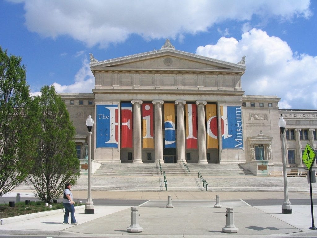 Exterior of Field Museum in Chicago Il as seen from the front--consider paying a visit here during a Chicago weekend getaway!