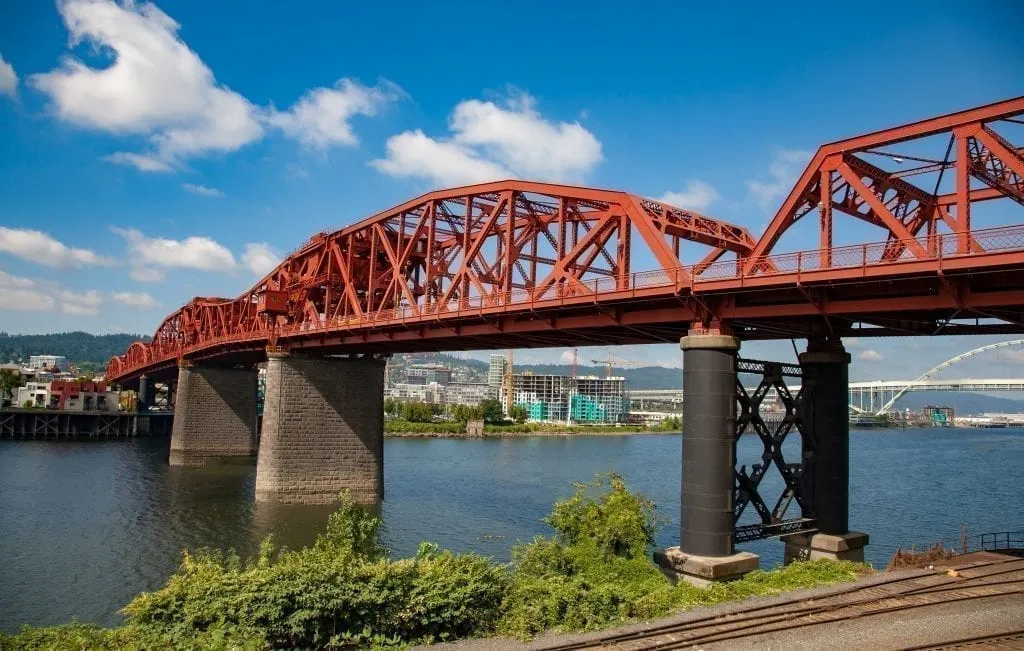 Broadway Bridge in Portland Oregon on a sunny day, a stop on this 3 days in Portland itinerary