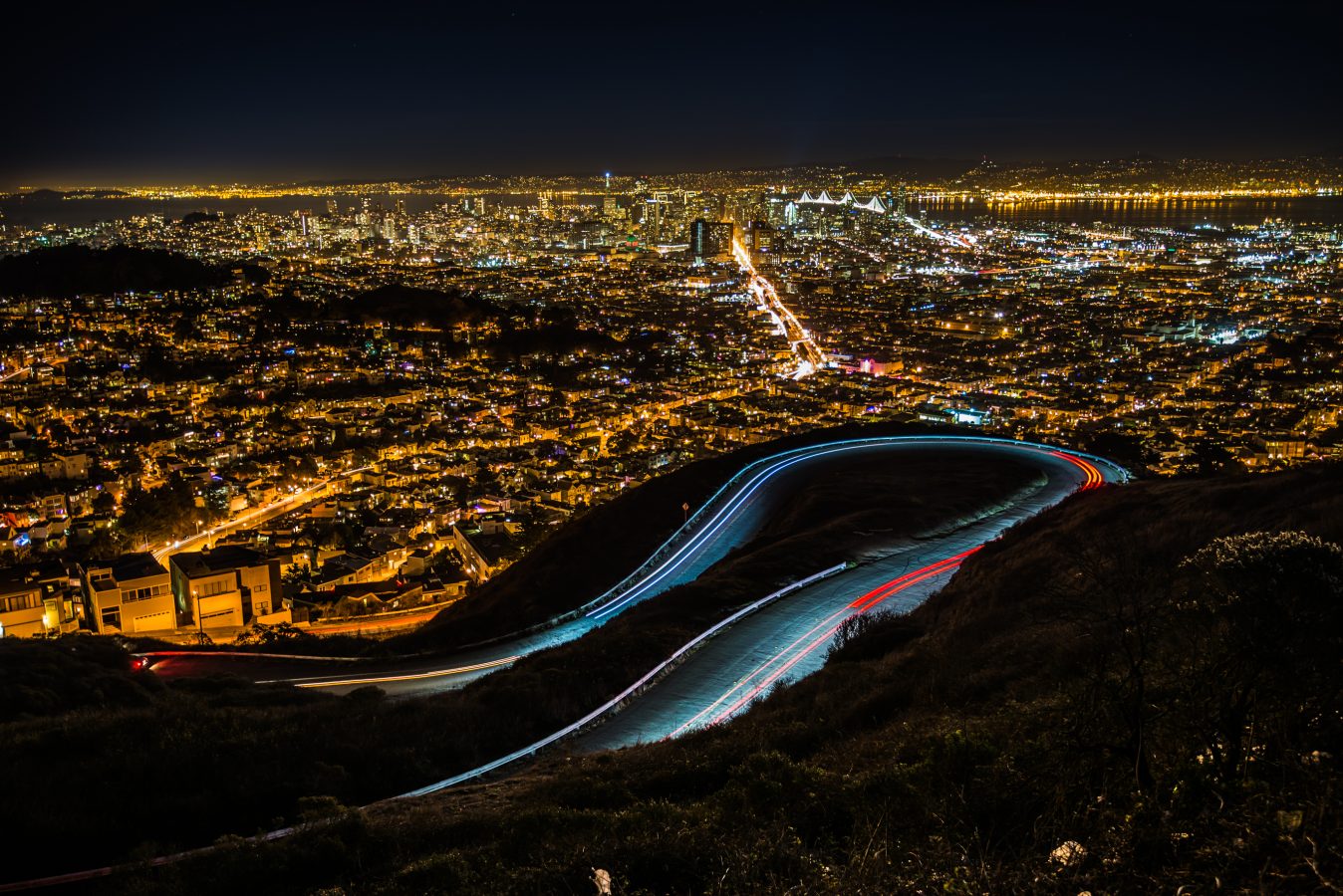 view of san francisco at night from twin peaks viewpoint