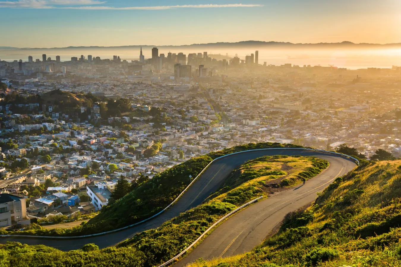 golden hour at twin peaks, a fun stop during an itinerary san francisco 3 days