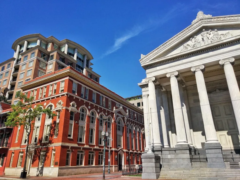 historic buildings in downtown lafayette louisiana