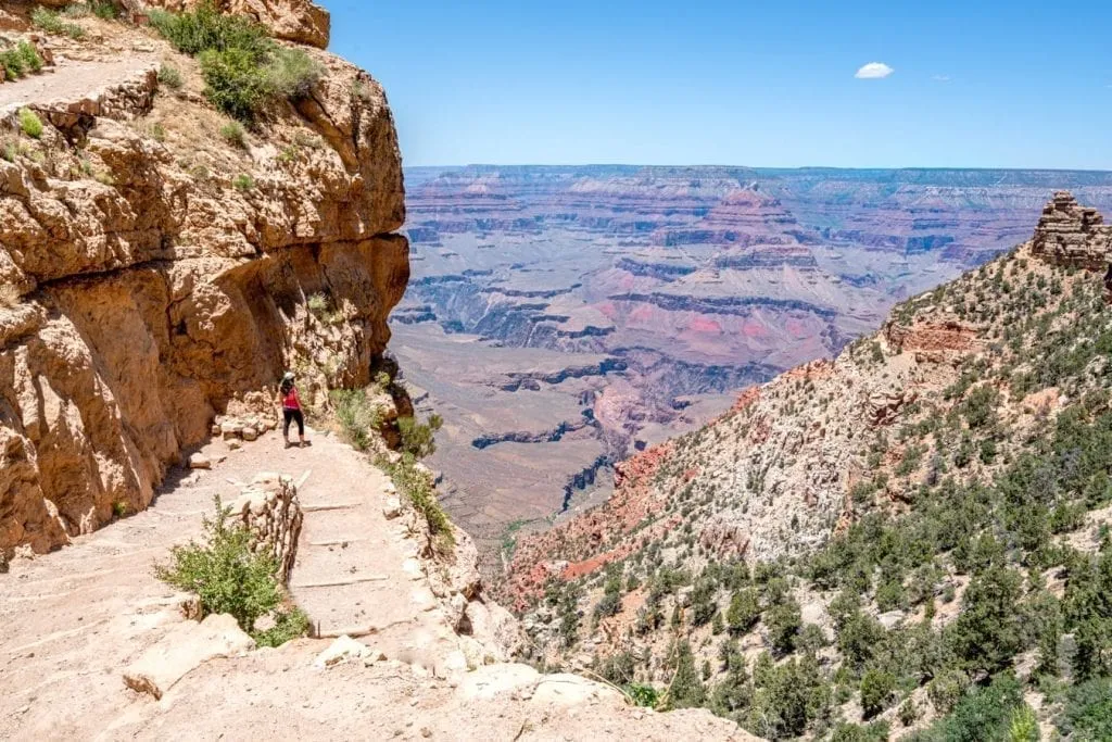 kate storm descending into grand canyon day hike south rim via south kaiab trail on a switchback