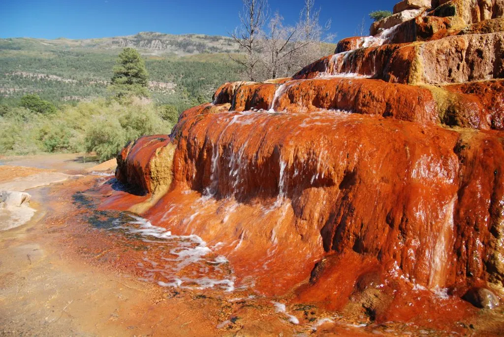 thermal spring that is orange in pagosa springs