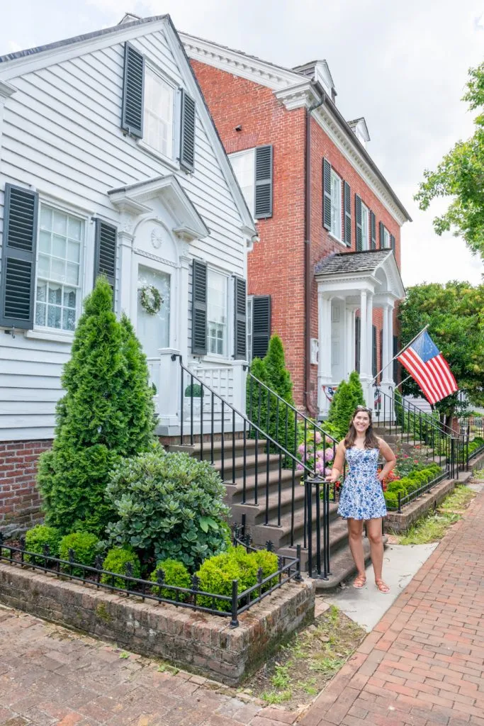 kate storm standing in front of historic homes, one of the best new bern activities