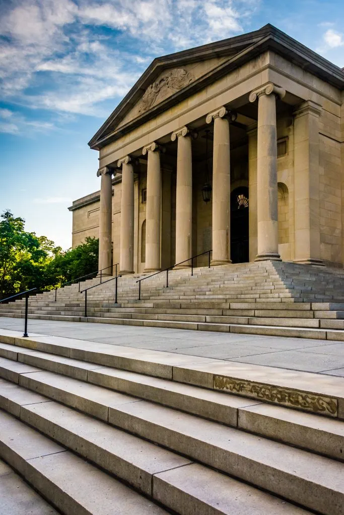 front steps leading to the baltimore museum of art