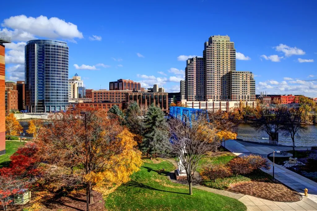 skyline of downtown grand rapids michigan on a sunny fall day