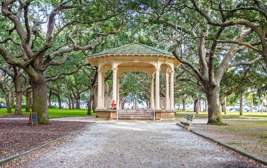 white point garden gazebo, one of the best places to take pictures in charleston sc