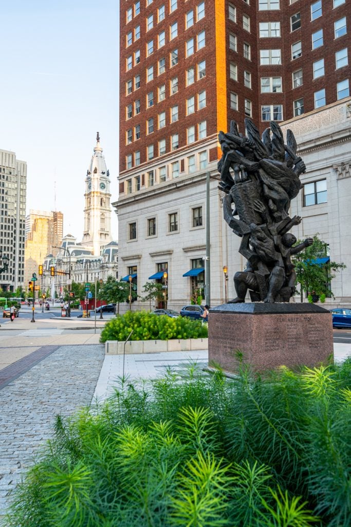 statue seen along benjamin frankling parkway philly