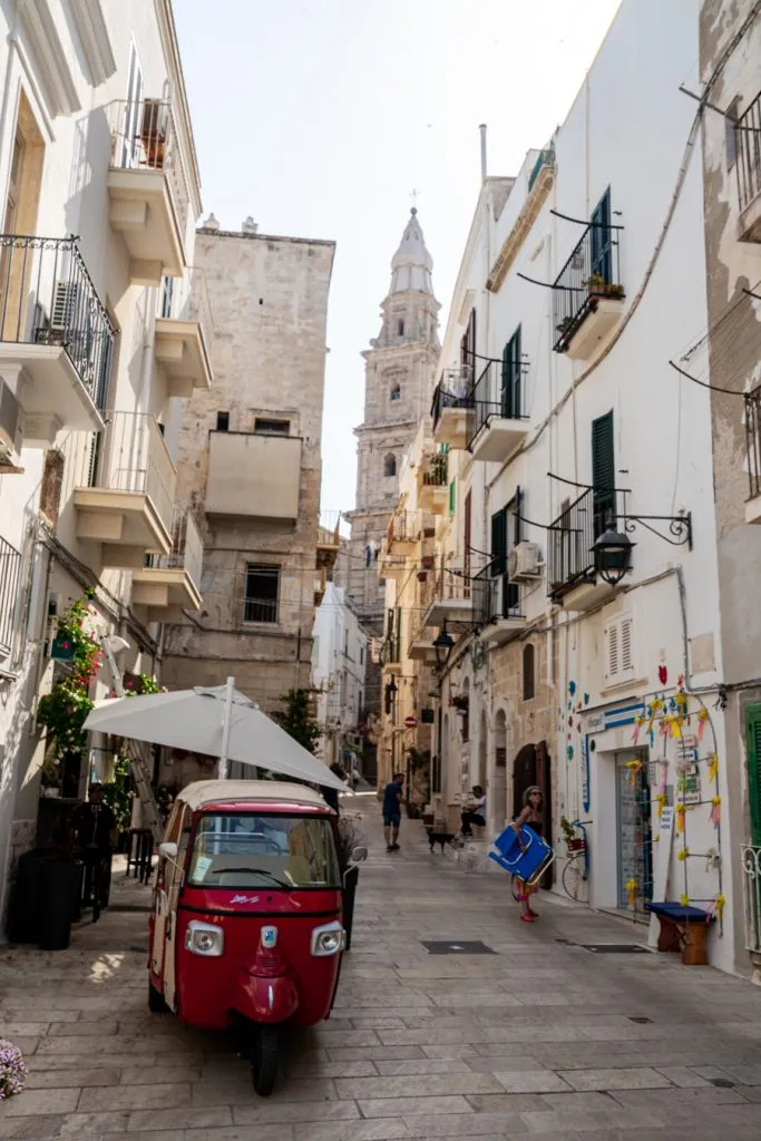 streets of centro storico in monopoli, a great base during 7 days in puglia travel guide