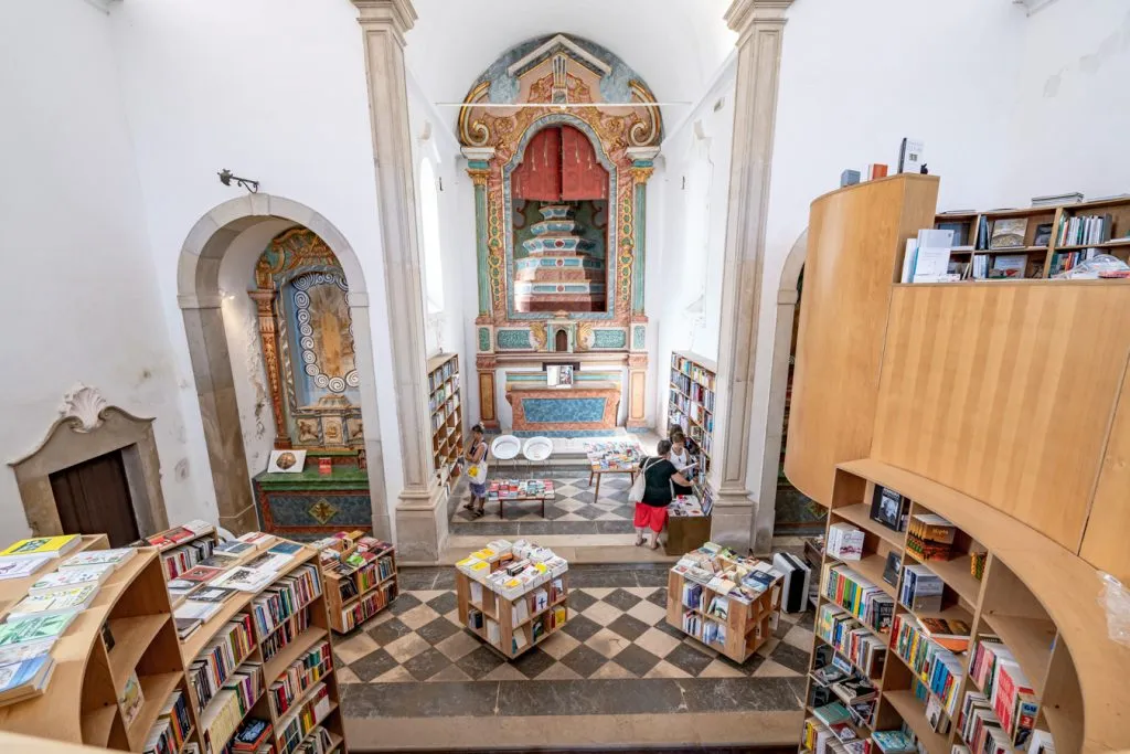 interior of livraria de santiago bookstore obidos portugal