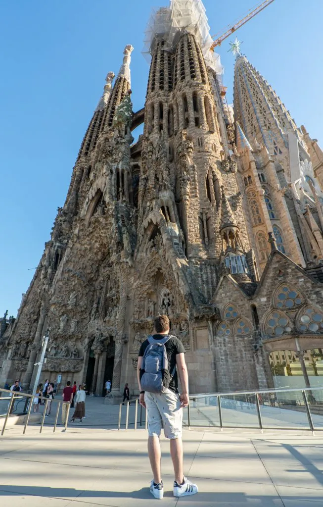 jeremy storm standing in front of sagrada familia in barcelona spain travel guide