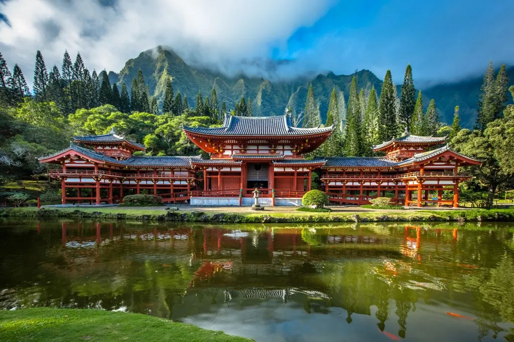 red temple in valley of the temples, one of the best attractions in oahu