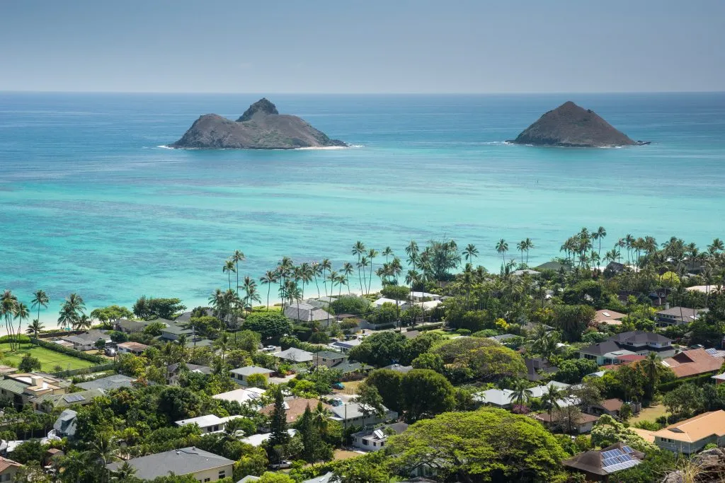 town of kailua from above, as seen from the Lanikai pillbox trail with islands in the background